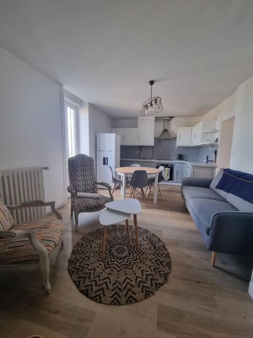 Appartement Appart Bonabry à Fougères Extérieur photo
